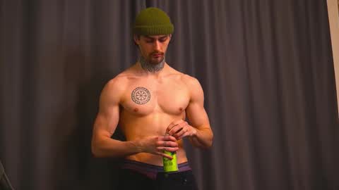 Jerk Machine online show from 01-19-26, 11:58