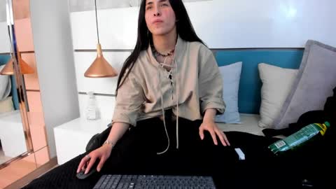 Ashkoreh online show from 04-09-26, 08:36