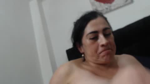 ashleey_thompson online show from 01-01-25, 10:24