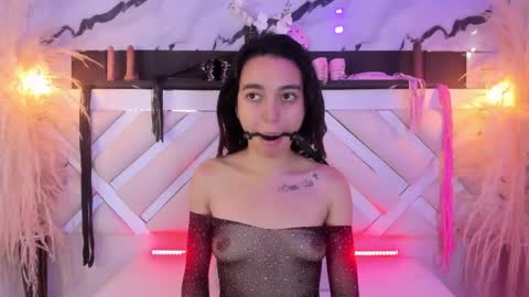 Snapshot of ashley_7777 chatting on 04-01-26, 01:52 ashley_7777 online show from 04-01-26, 01:52