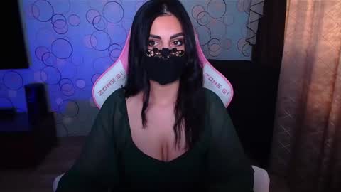   Yasmina   online show from 11-13-25, 05:06