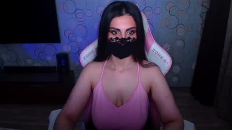   Yasmina   online show from 06-20-26, 04:37