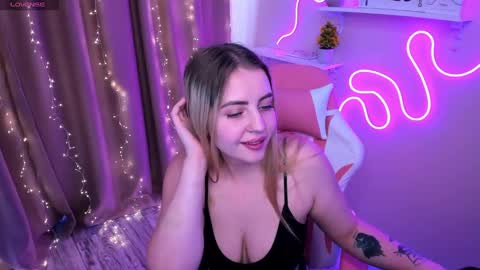 Ashley online show from 02-26-25, 05:42