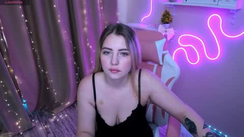 Ashley online show from 03-02-25, 03:34