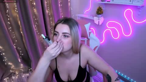 Ashley online show from 03-04-25, 02:38