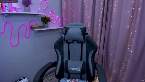 Ashley online show from 03-06-25, 02:41