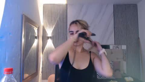 ashley__tylor online show from 05-11-26, 09:01