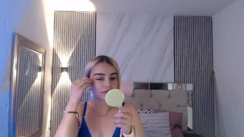 ashley__tylor online show from 05-12-26, 04:26