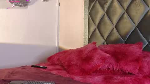 Snapshot of ashley__williamss chatting on 06-16-26, 11:07 Ashley online show from 06-16-26, 11:07