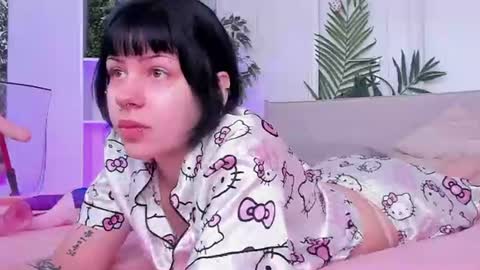 Snapshot of ashley_alt chatting on 06-29-26, 06:41 Ashley online show from 06-29-26, 06:41
