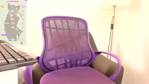 Soy Ash online show from 03-11-25, 05:35