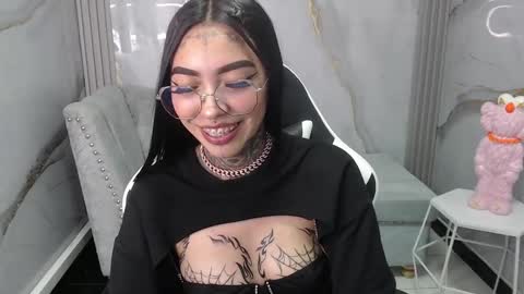 ashley_blum_v online show from 10-09-25, 08:07