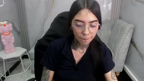 ashley_blum_v online show from 10-24-25, 01:29