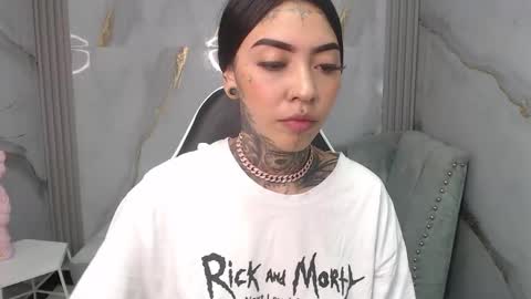 ashley_blum_v online show from 11-01-25, 08:11