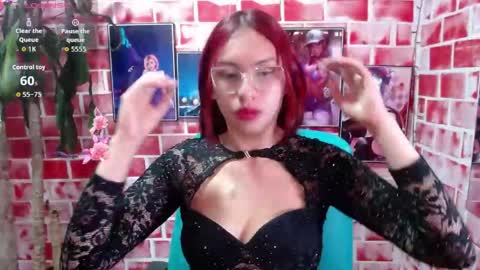 Snapshot of ashley_erotic chatting on 05-27-26, 11:29 Ashley online show from 05-27-26, 11:29