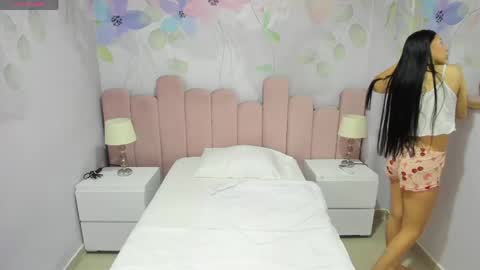 ASHLEY online show from 04-13-26, 01:44