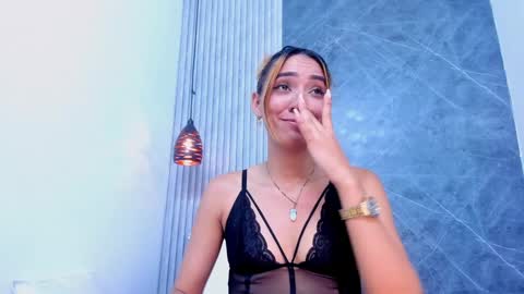 ashley_miller26 online show from 02-02-25, 01:12