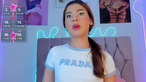 Snapshot of ashley_piinkk chatting on 10-17-25, 11:24 Ashley online show from 10-17-25, 11:24