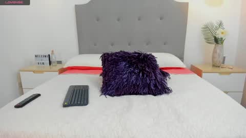 Ashley knight online show from 12-13-24, 06:49