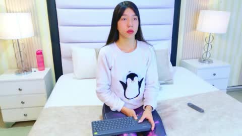 Snapshot of ashleyroberh chatting on 05-27-26, 04:15 AshleyRoberh online show from 05-27-26, 04:15