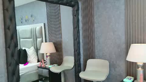 Snapshot of ashleyroberh chatting on 06-28-26, 04:29 AshleyRoberh online show from 06-28-26, 04:29