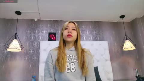 Snapshot of ashleyroberh chatting on 07-21-26, 02:36 AshleyRoberh online show from 07-21-26, 02:36