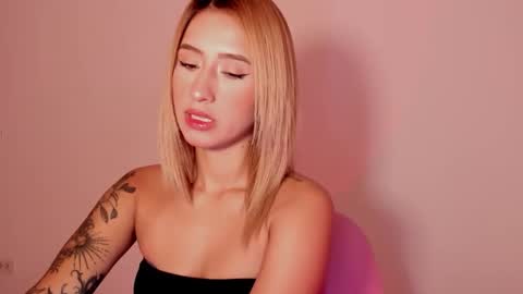 dahiana online show from 10-15-25, 04:07