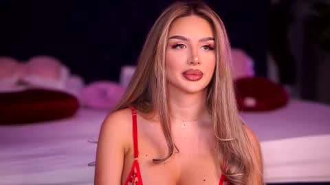 Snapshot of ashleysinnx chatting on 11-04-25, 11:09 Ashley online show from 11-04-25, 11:09