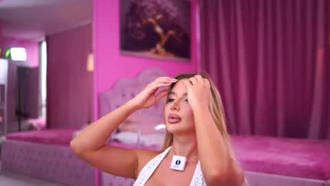 Snapshot of ashleysinnx chatting on 11-28-25, 11:13 Ashley online show from 11-28-25, 11:13