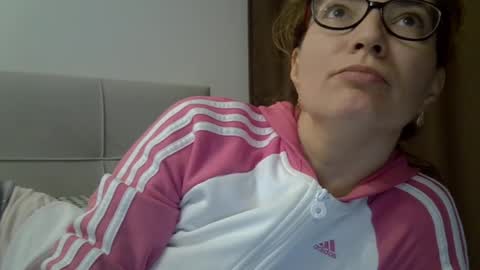 Snapshot of ashleyspice chatting on 11-18-25, 04:28 Ashley online show from 11-18-25, 04:28