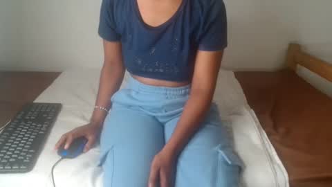 ashleyt255 online show from 09-23-25, 07:06