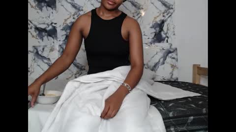 Snapshot of ashleyt255 chatting on 05-20-26, 06:47 ashleyt255 online show from 05-20-26, 06:47