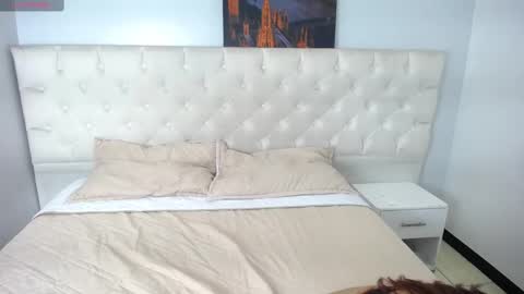 AshleyThompsonn online show from 03-08-25, 06:26