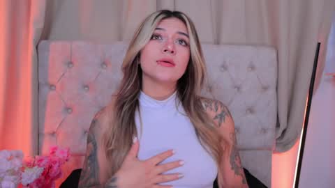 Ashley Lauren online show from 12-29-24, 03:54