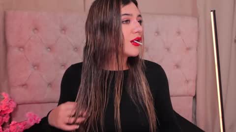 Ashley Lauren online show from 02-14-25, 04:04