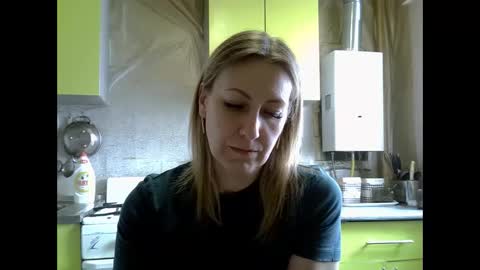 Snapshot of ashleyxhoney chatting on 02-26-26, 08:35 AshleyXHoney online show from 02-26-26, 08:35