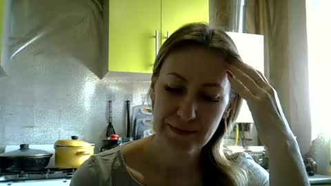 Snapshot of ashleyxhoney chatting on 03-20-26, 07:46 AshleyXHoney online show from 03-20-26, 07:46