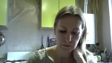 Snapshot of ashleyxhoney chatting on 04-23-26, 06:36 AshleyXHoney online show from 04-23-26, 06:36