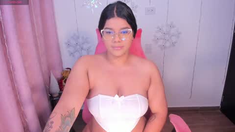 Ashleyy18   online show from 12-11-24, 08:15