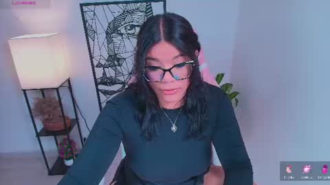 Snapshot of ashleyy18__ chatting on 07-17-26, 11:09 Ashleyy18 online show from 07-17-26, 11:09