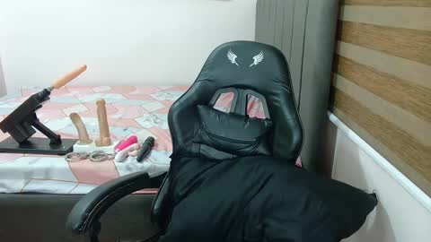 Snapshot of ashly88 chatting on 02-08-25, 12:06 ashly online show from 02-08-25, 12:06