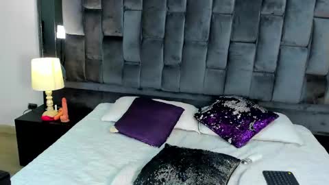 Snapshot of ashly_bloom chatting on 05-03-26, 03:12 Ashly online show from 05-03-26, 03:12