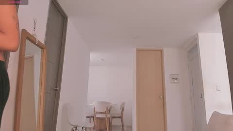 Snapshot of ashly_z chatting on 04-25-26, 01:41 Ashly online show from 04-25-26, 01:41