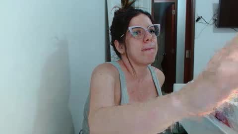 AshlyMoon online show from 05-27-26, 01:57