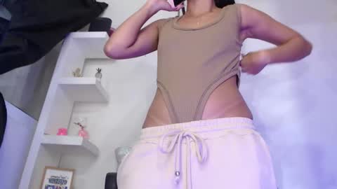 Snapshot of ashlyvesneva chatting on 09-15-25, 09:37 Ashly online show from 09-15-25, 09:37