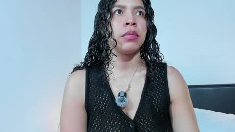 Snapshot of ashlyviper77 chatting on 05-17-26, 04:47 ashlyviper77 online show from 05-17-26, 04:47