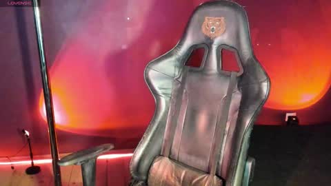 Mila online show from 09-23-25, 09:23