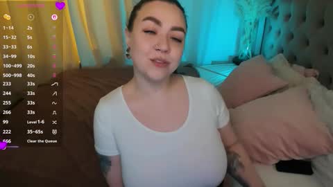 Your girlfriend online show from 03-19-26, 12:14