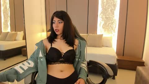 Snapshot of asia_miracle chatting on 05-25-26, 07:31 A S I A online show from 05-25-26, 07:31