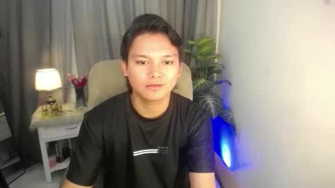 Snapshot of asian_handsomexx chatting on 11-23-25, 03:01 asian_handsomexx online show from 11-23-25, 03:01